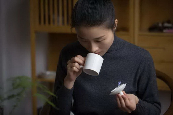 矮茶樹低矮身姿盛產(chǎn)高品質的茶 矮茶樹低矮身姿盛產(chǎn)高品質的茶