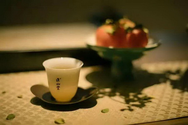 品味傳統(tǒng)文化探索唐人祥茶館的魅力