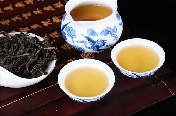 小葉苦丁茶探秘這種神奇植物的功效與制作方法